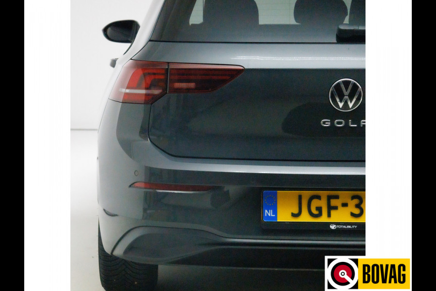 Volkswagen Golf 1.5 TSI Bus. Comf. Ed. 116 PK | Stoel & Stuurverw. | App. connect | Adap. Cruise | Extra getint glas v/a b-stijl | PDC V+ A | Draadloze tel. lader | All season banden