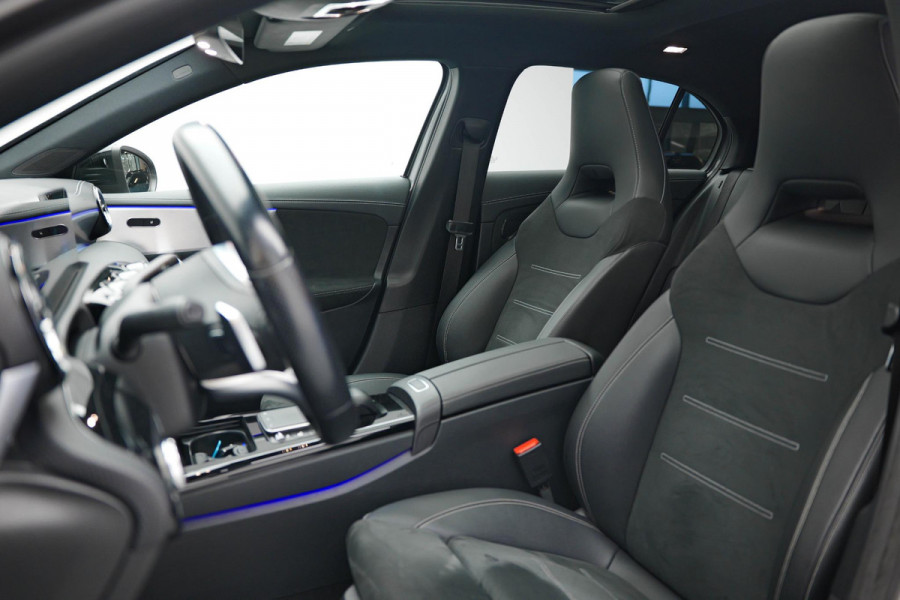 Mercedes-Benz A-Klasse 250 e AMG Line |Pano|Dodehoek|Draadloos Laden|