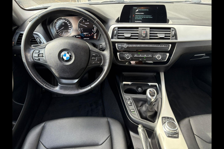 BMW 1-serie 116d Sport Line Edition | NAVI | CRUISE | AIRCO | SPORT | PDC | NWE APK