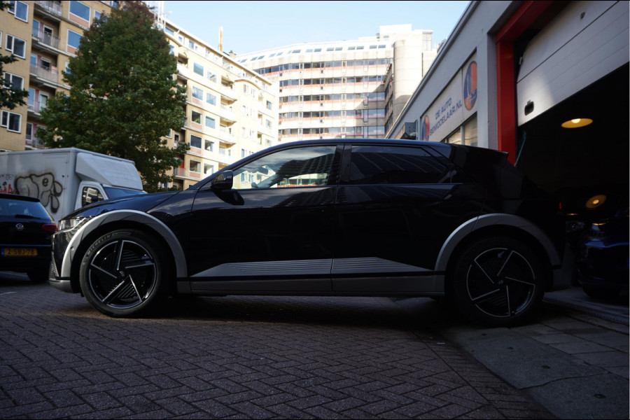 Hyundai IONIQ 5 Lounge 84 kWh | Long Range | LEER | Head Up Display | Adaptive + Lane | Memory + stoel- en stuurverwarming + stoelkoeling | Premium audio | 360 camera | Sfeerverlichting | BTW