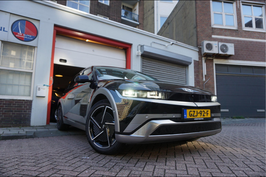 Hyundai IONIQ 5 Lounge 84 kWh | Long Range | LEER | Head Up Display | Adaptive + Lane | Memory + stoel- en stuurverwarming + stoelkoeling | Premium audio | 360 camera | Sfeerverlichting | BTW