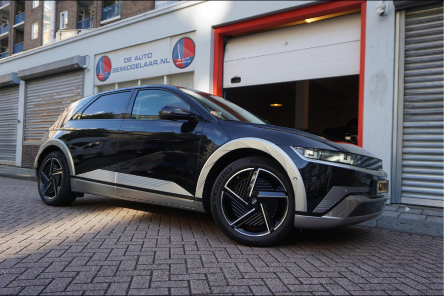 Hyundai IONIQ 5 Lounge 84 kWh | Long Range | LEER | Head Up Display | Adaptive + Lane | Memory + stoel- en stuurverwarming + stoelkoeling | Premium audio | 360 camera | Sfeerverlichting | BTW