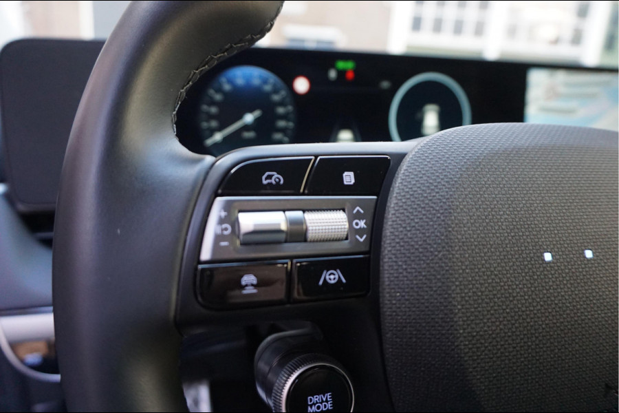 Hyundai IONIQ 5 Lounge 84 kWh | Long Range | LEER | Head Up Display | Adaptive + Lane | Memory + stoel- en stuurverwarming + stoelkoeling | Premium audio | 360 camera | Sfeerverlichting | BTW