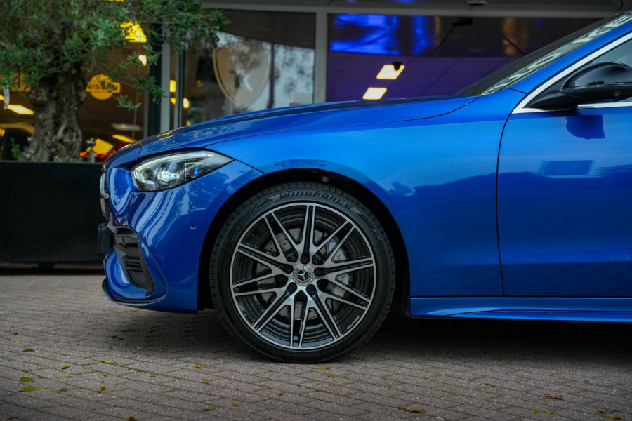 Mercedes-Benz C-Klasse 300 e AMG Line Panoramadak Full Ambient Adapt. Cruise Laser LED 360Cam 19''LM