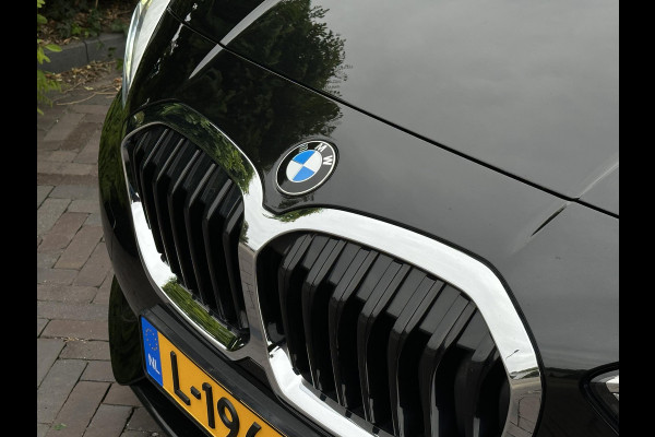 BMW 1-serie 118d M Pakket Panoramadak Cruise Leer Stoelverw. 19''LM