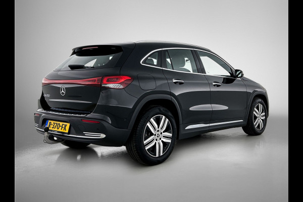 Mercedes-Benz EQA 250 Luxury Line 67 kWh Lichtmetalen velgen | Navigatie | Wide screen | Keyles Go | parking support met camera achter | Inclusief 48 maanden MB Certified garantie voor Europa.