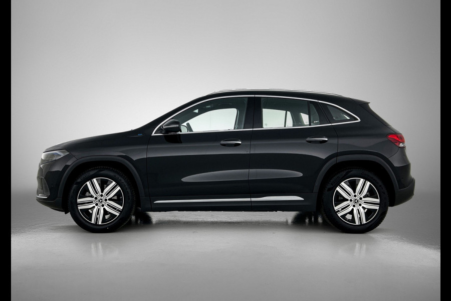 Mercedes-Benz EQA 250 Luxury Line 67 kWh Lichtmetalen velgen | Navigatie | Wide screen | Keyles Go | parking support met camera achter | Inclusief 48 maanden MB Certified garantie voor Europa.