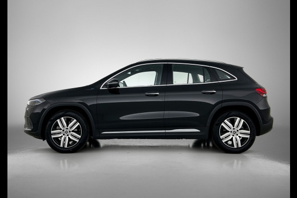 Mercedes-Benz EQA 250 Luxury Line 67 kWh Lichtmetalen velgen | Navigatie | Wide screen | Keyles Go | parking support met camera achter | Inclusief 48 maanden MB Certified garantie voor Europa.