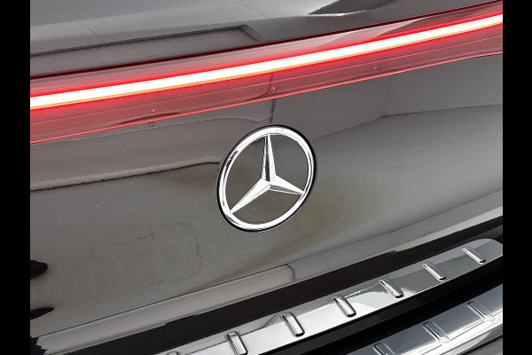 Mercedes-Benz EQA 250 Luxury Line 67 kWh Lichtmetalen velgen | Navigatie | Wide screen | Keyles Go | parking support met camera achter | Inclusief 48 maanden MB Certified garantie voor Europa.