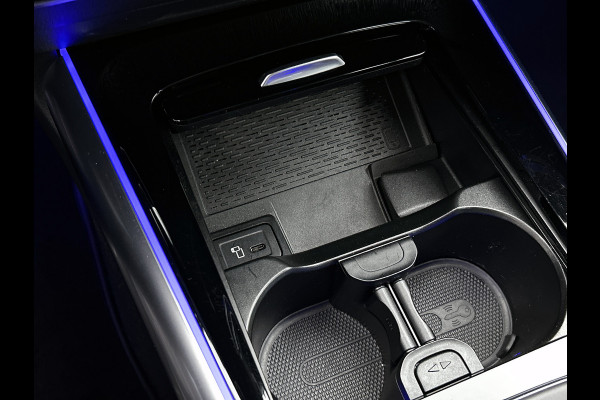 Mercedes-Benz EQA 250 Luxury Line 67 kWh Lichtmetalen velgen | Navigatie | Wide screen | Keyles Go | parking support met camera achter | Inclusief 48 maanden MB Certified garantie voor Europa.