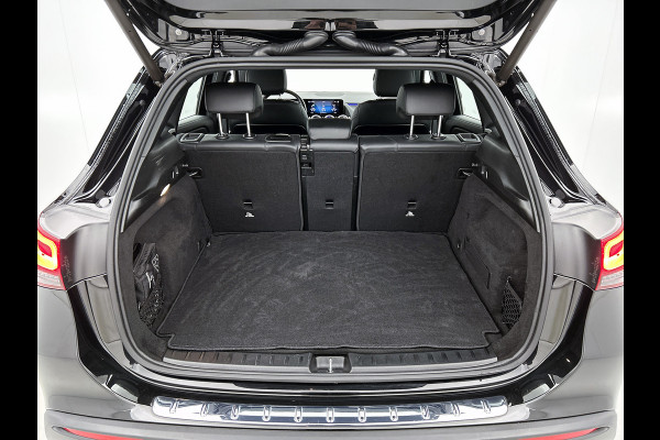 Mercedes-Benz EQA 250 Luxury Line 67 kWh Lichtmetalen velgen | Navigatie | Wide screen | Keyles Go | parking support met camera achter | Inclusief 48 maanden MB Certified garantie voor Europa.