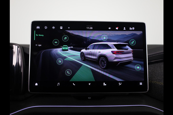 Škoda Kodiaq 1.5 TSI MHEV Business Edition 7p. 150 PK DSG | Verlengde garantie | Panorama dak | 7 PERSOONS | Trekhaak | LED Matrix koplampen |