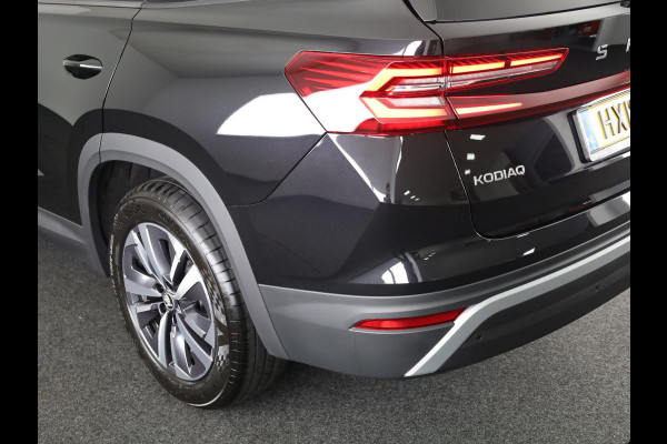 Škoda Kodiaq 1.5 TSI MHEV Business Edition 7p. 150 PK DSG | Verlengde garantie | Panorama dak | 7 PERSOONS | Trekhaak | LED Matrix koplampen |
