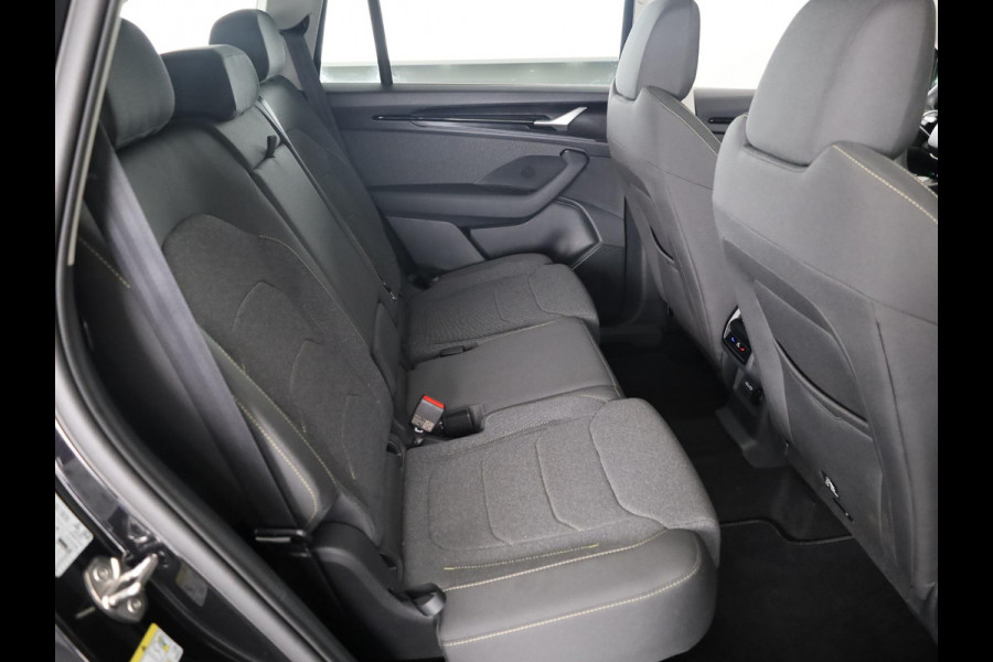 Škoda Kodiaq 1.5 TSI MHEV Business Edition 7p. 150 PK DSG | Verlengde garantie | Panorama dak | 7 PERSOONS | Trekhaak | LED Matrix koplampen |