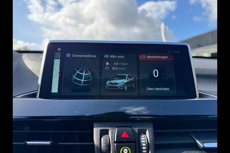 BMW X1 XDrive25i High Executive HUD Panorama Memory M Pakket