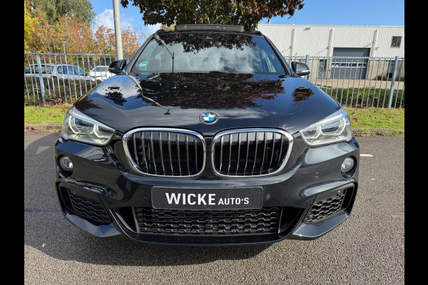 BMW X1 XDrive25i High Executive HUD Panorama Memory M Pakket