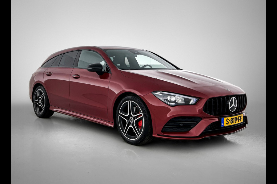 Mercedes-Benz CLA-Klasse Shooting Brake 200 AMG Line 5 spaaks lichtmetalen velgen | Navigatie | MBUX wide screen | Parking support met camera | speciale uitlaten achter Inclusief 24 maanden MB Certified garantie voor Europa.