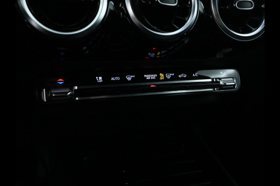 Mercedes-Benz B-Klasse 180 Advantage Achteruitrijcamera | Ledkoplampen | EASY PACK achterklep | Navigatiesysteem met harde schijf. Inclusief 24 maanden MB Certified garantie voor Europa.