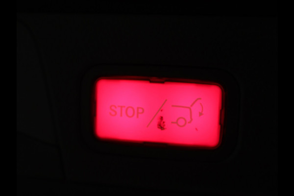Mercedes-Benz B-Klasse 180 Advantage Achteruitrijcamera | Ledkoplampen | EASY PACK achterklep | Navigatiesysteem met harde schijf. Inclusief 24 maanden MB Certified garantie voor Europa.