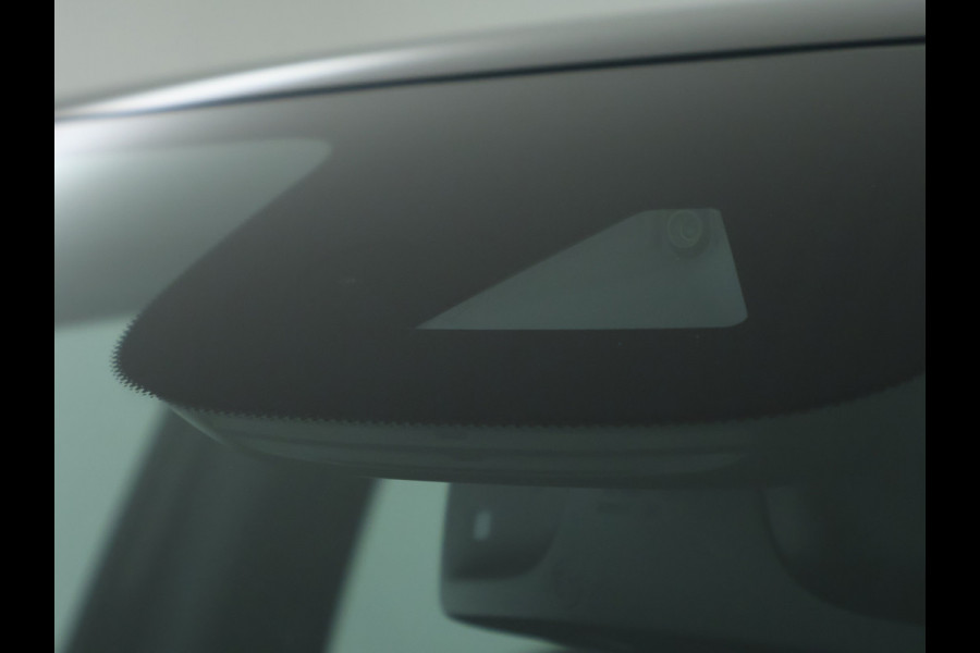 Mercedes-Benz B-Klasse 180 Advantage Achteruitrijcamera | Ledkoplampen | EASY PACK achterklep | Navigatiesysteem met harde schijf. Inclusief 24 maanden MB Certified garantie voor Europa.