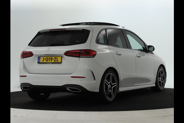 Mercedes-Benz B-Klasse 200 Business Solution AMG AMG Line | Night Pakket | Panorama Schuif-Kanteldak | Memory voorstoelen | Sfeerverlichting. Inclusief 24 maanden MB Certified garantie voor Europa.