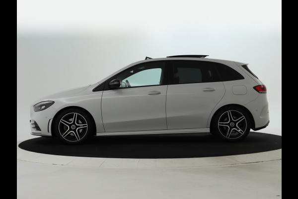 Mercedes-Benz B-Klasse 200 Business Solution AMG AMG Line | Night Pakket | Panorama Schuif-Kanteldak | Memory voorstoelen | Sfeerverlichting. Inclusief 24 maanden MB Certified garantie voor Europa.