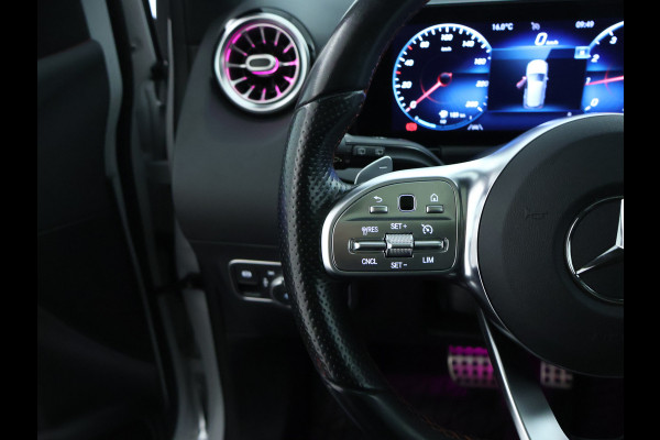 Mercedes-Benz B-Klasse 200 Business Solution AMG AMG Line | Night Pakket | Panorama Schuif-Kanteldak | Memory voorstoelen | Sfeerverlichting. Inclusief 24 maanden MB Certified garantie voor Europa.
