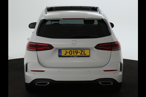 Mercedes-Benz B-Klasse 200 Business Solution AMG AMG Line | Night Pakket | Panorama Schuif-Kanteldak | Memory voorstoelen | Sfeerverlichting. Inclusief 24 maanden MB Certified garantie voor Europa.