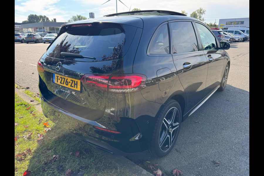 Mercedes-Benz B-Klasse 250 e AMG Panorama Leder Camera Navi