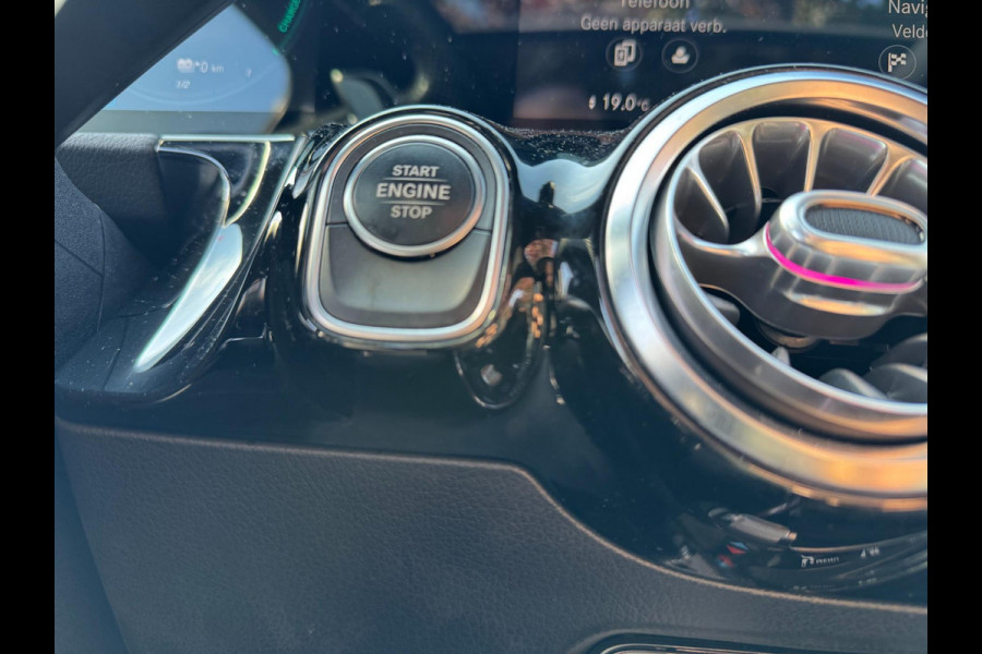 Mercedes-Benz B-Klasse 250 e AMG Panorama Leder Camera Navi