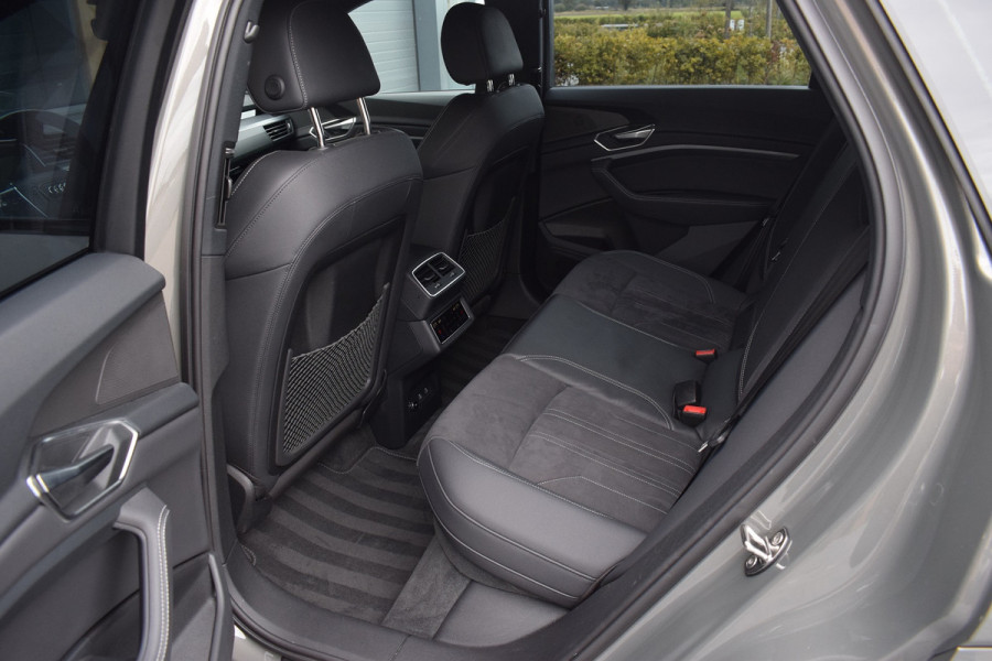 Audi Q8 e-tron 55 quattro 408pk 115kWh | Pano | Camera | Luchtvering | 22"