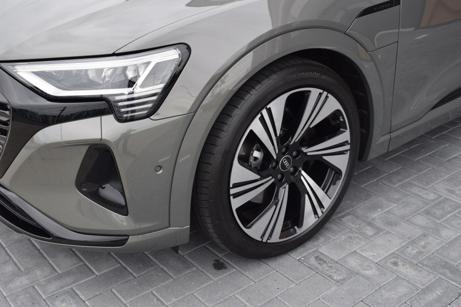 Audi Q8 e-tron 55 quattro 408pk 115kWh | Pano | Camera | Luchtvering | 22"