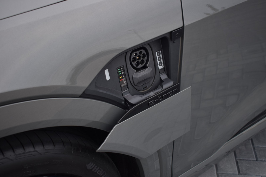 Audi Q8 e-tron 55 quattro 408pk 115kWh | Pano | Camera | Luchtvering | 22"