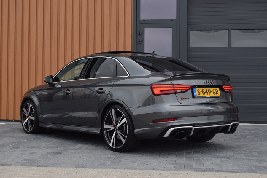 Audi RS3 Limousine 2.5 TFSI 400pk Quattro Pano | Magnetic ride | B&O