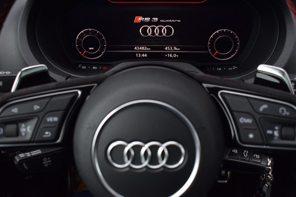 Audi RS3 Limousine 2.5 TFSI 400pk Quattro Pano | Magnetic ride | B&O