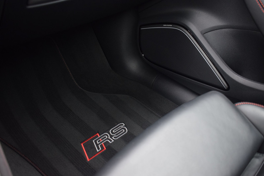 Audi RS3 Limousine 2.5 TFSI 400pk Quattro Pano | Magnetic ride | B&O