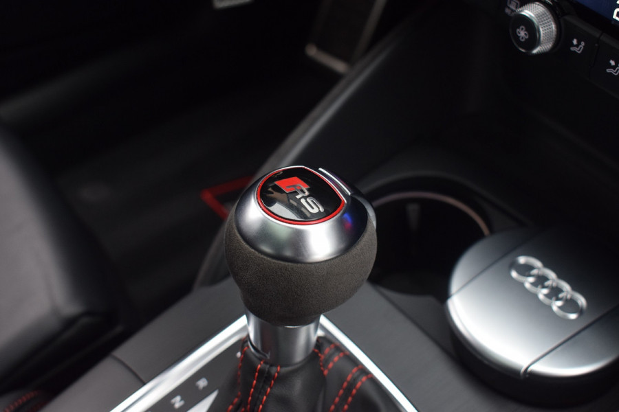 Audi RS3 Limousine 2.5 TFSI 400pk Quattro Pano | Magnetic ride | B&O