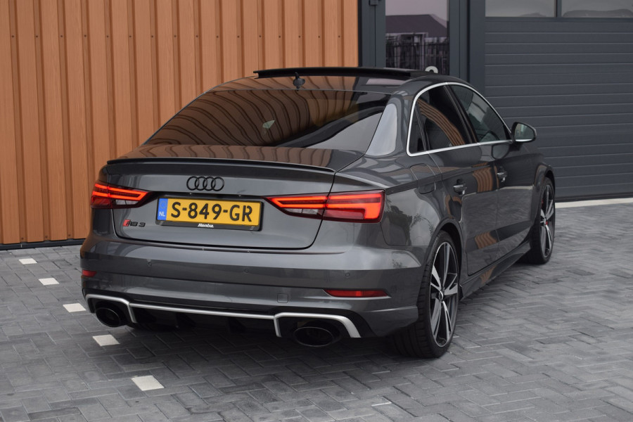 Audi RS3 Limousine 2.5 TFSI 400pk Quattro Pano | Magnetic ride | B&O