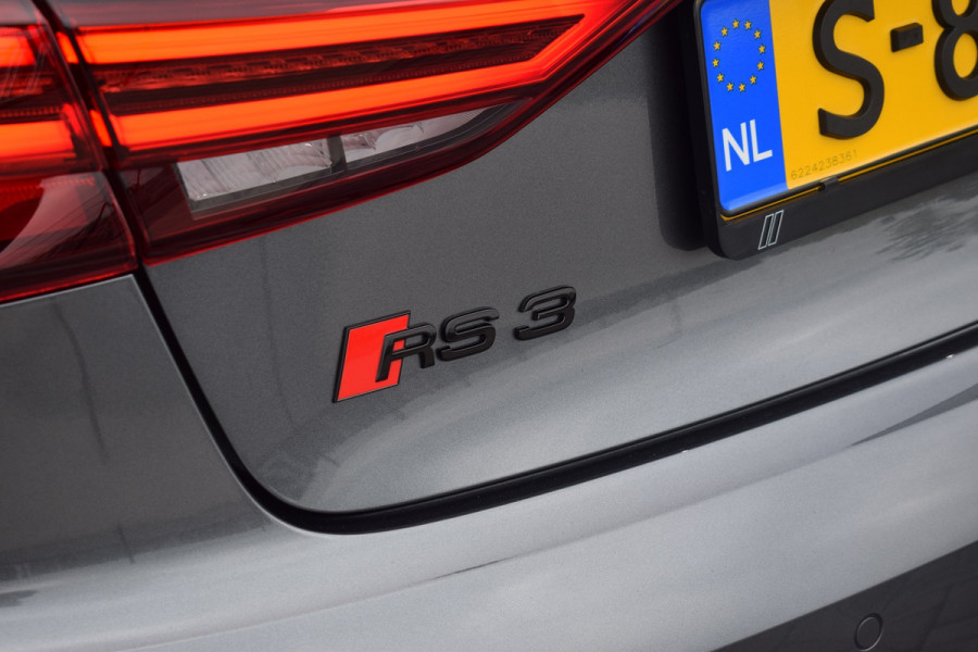 Audi RS3 Limousine 2.5 TFSI 400pk Quattro Pano | Magnetic ride | B&O