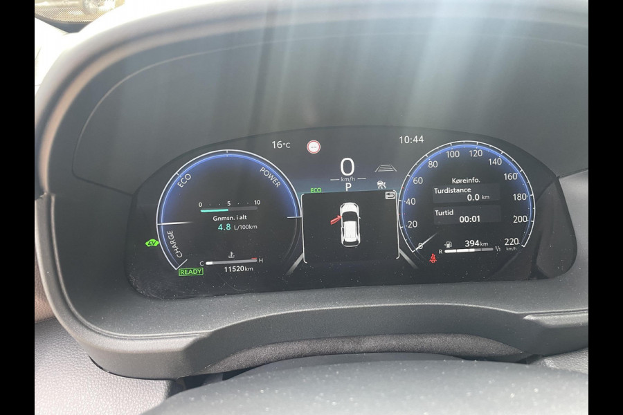 Toyota Yaris Cross 1.5 Hybrid 130 Executive | Stuur- & Stoelverwarming | Dodehoek detectie | Parkeersensoren | Navigatie