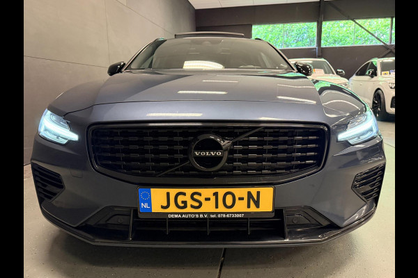 Volvo V60 2.0 T8 Twin Engine AWD R-Design PANO/DAB/H-KARDON/M-STOELEN/LEDER///