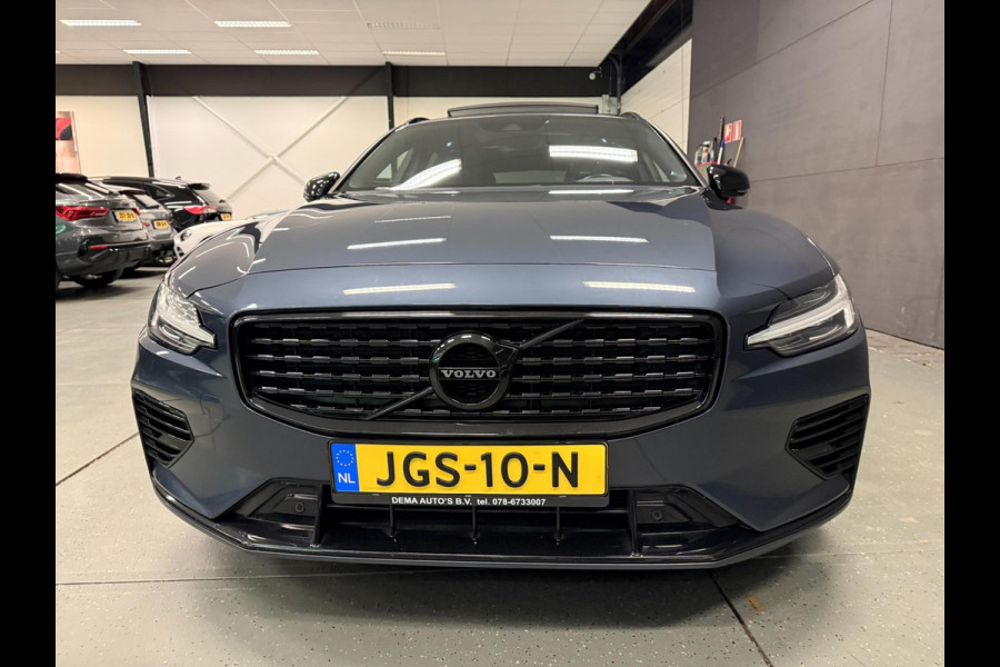 Volvo V60 2.0 T8 Twin Engine AWD R-Design PANO/DAB/H-KARDON/M-STOELEN/LEDER///