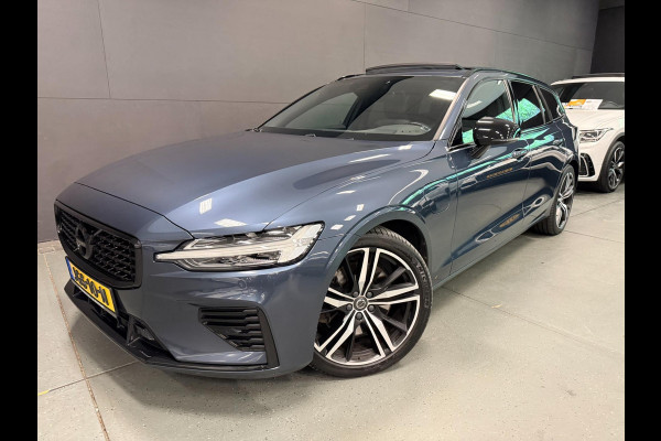 Volvo V60 2.0 T8 Twin Engine AWD R-Design PANO/DAB/H-KARDON/M-STOELEN/LEDER///