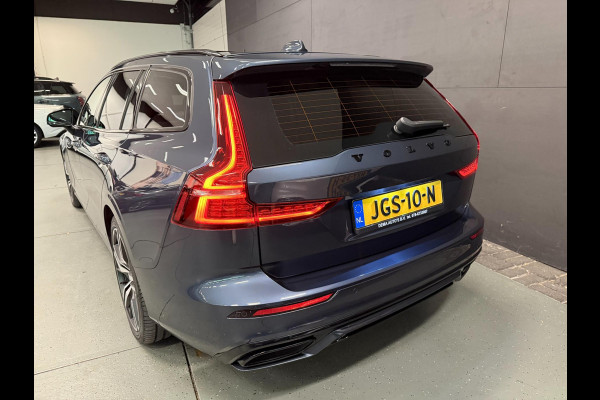 Volvo V60 2.0 T8 Twin Engine AWD R-Design PANO/DAB/H-KARDON/M-STOELEN/LEDER///