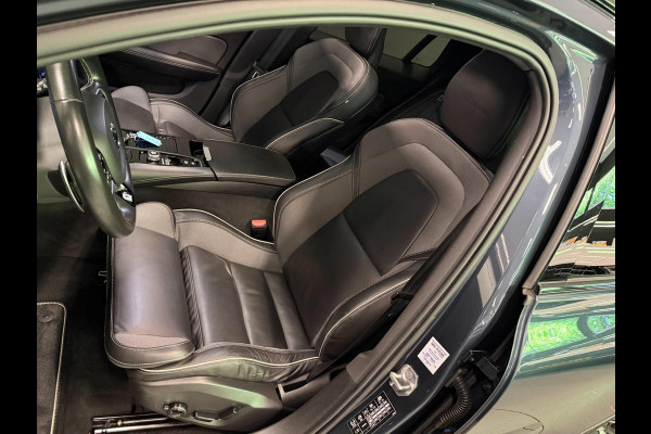 Volvo V60 2.0 T8 Twin Engine AWD R-Design PANO/DAB/H-KARDON/M-STOELEN/LEDER///