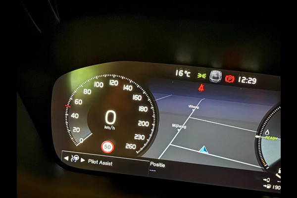 Volvo V60 2.0 T8 Twin Engine AWD R-Design PANO/DAB/H-KARDON/M-STOELEN/LEDER///