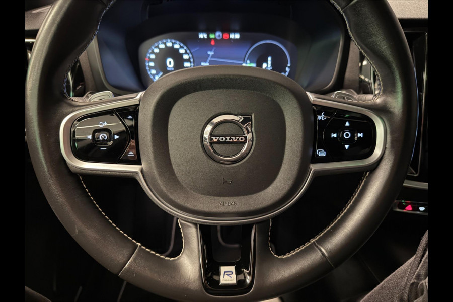Volvo V60 2.0 T8 Twin Engine AWD R-Design PANO/DAB/H-KARDON/M-STOELEN/LEDER///