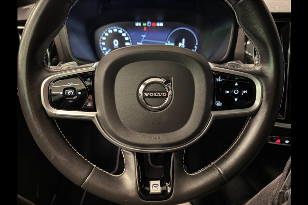 Volvo V60 2.0 T8 Twin Engine AWD R-Design PANO/DAB/H-KARDON/M-STOELEN/LEDER///