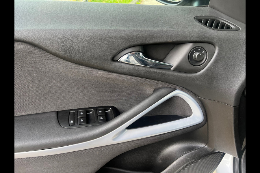 Opel Zafira 1.4 Turbo Business Executive 7 PERSOON-NAVI-TREKHAAK