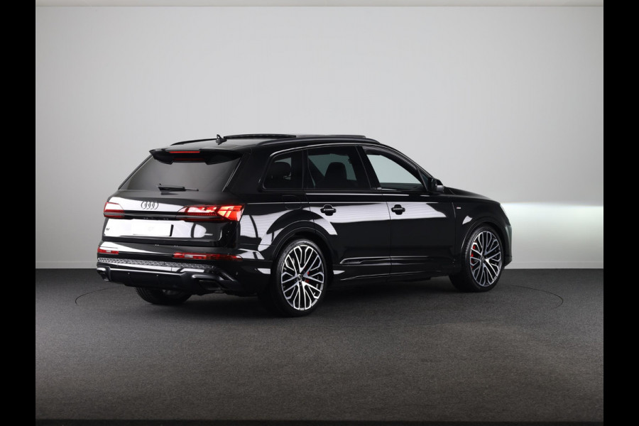 Audi Q7 60 TFSI e quattro Pro Line S Competition 490pk | Panoramdak | B&O Premium Soundsystem | ELektrisch verstl stoelen met geheugen | HD Matrix | Servo sluiting | Trekhaak